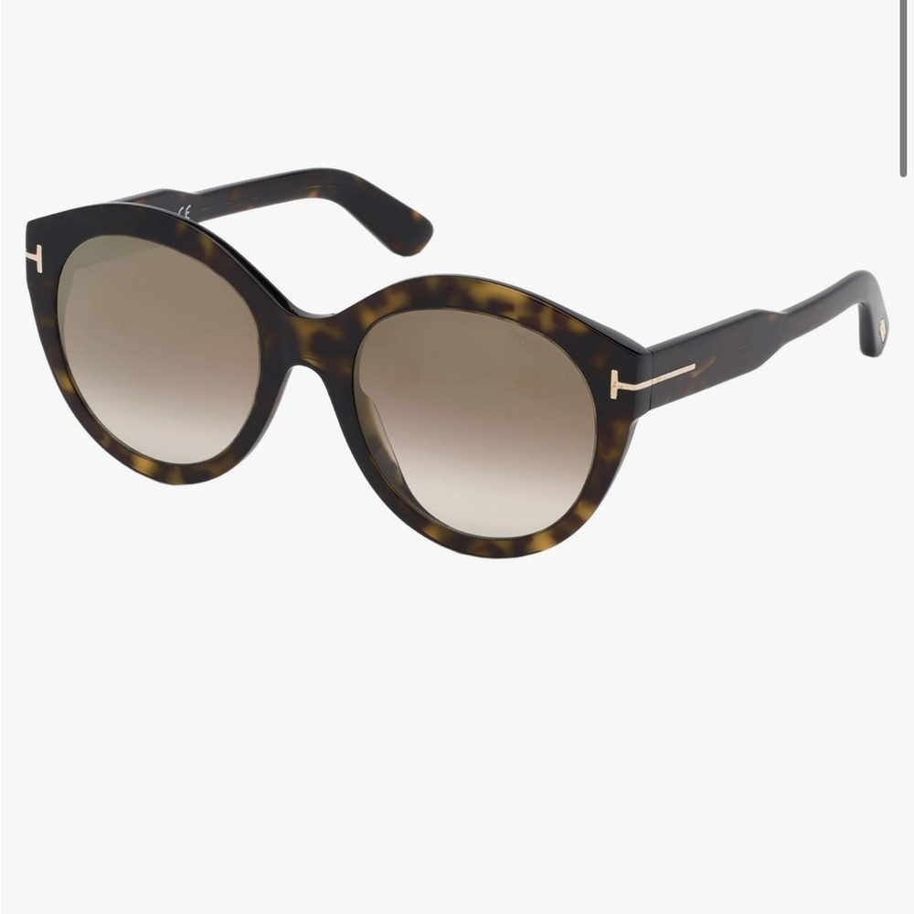 Tom Ford Rosanna Tortoise Shell Sunglasses - Picture 10 of 10